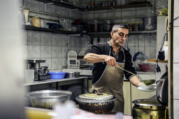 Les poêles à induction : fonctionnement, avantages et astuces